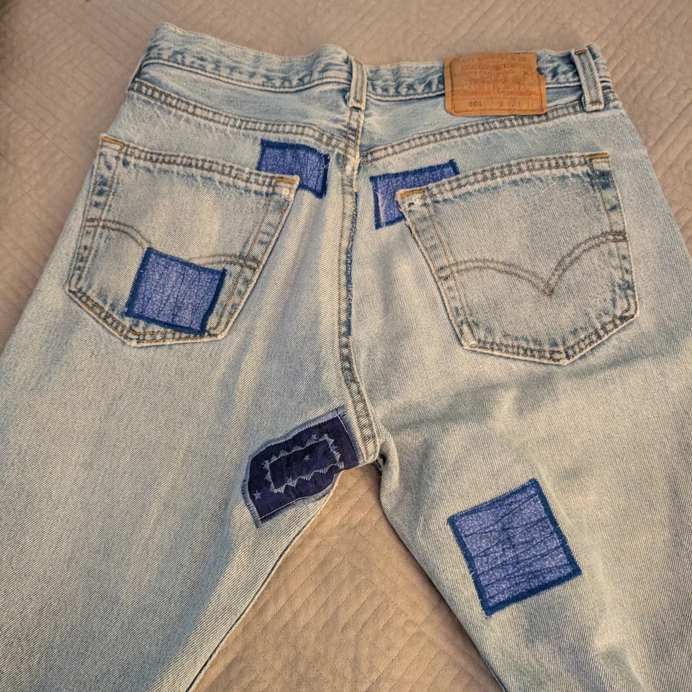 Levi's 501 Button Fly Quilted Jeans Belonging To Famous Bassist - Picture 5 of 7